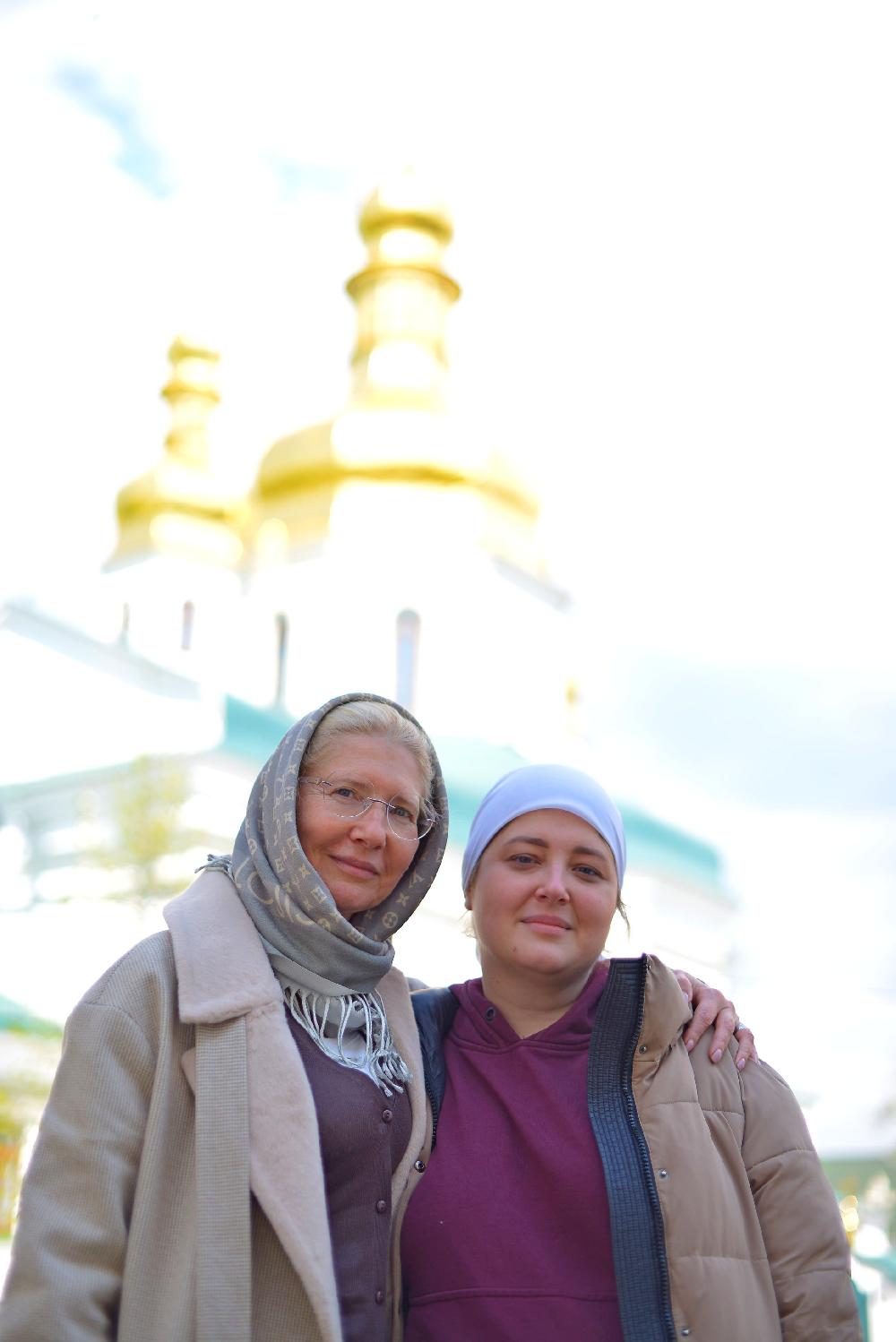 Сестры во Христе в монастыре Сестри у Христі в монастирі Sisters in Christ in the monastery