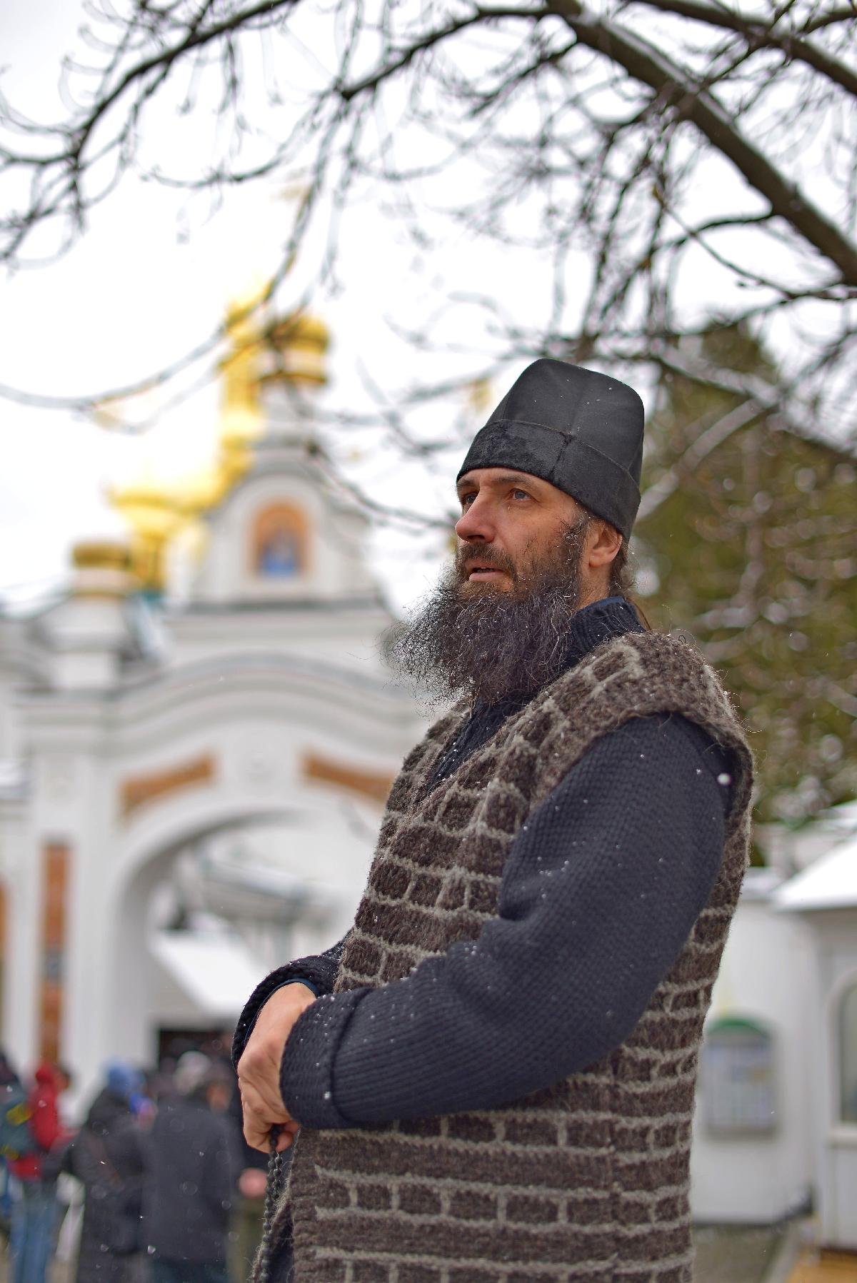 Киево-Печерская лавра, монах , авва , православный монах , духовный воин Kiev-Pechersk Lavra, monk, abba, Orthodox monk, spiritual warrior