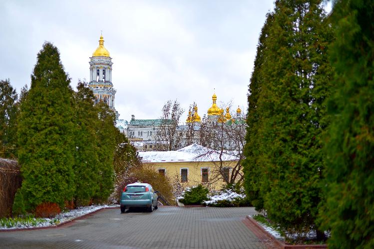 Киево-Печерская лавра, Лаврская колокольня , Успенский храм , Трапезный храм